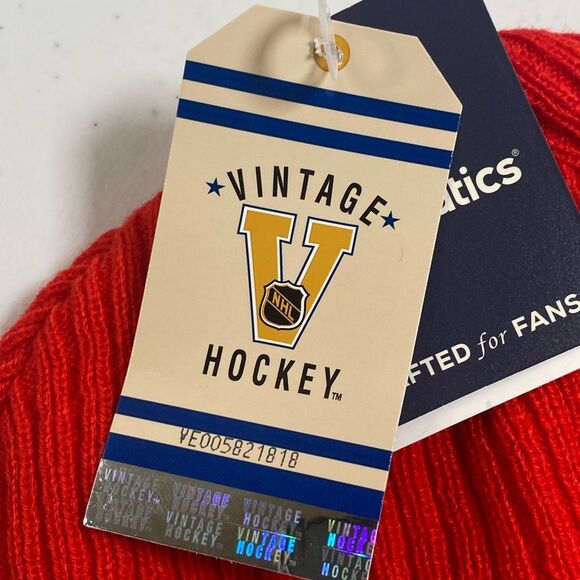 NWT Fanatics NHL New York Islanders Red and Blue  Cuffed Beanie - Picture 4 of 6